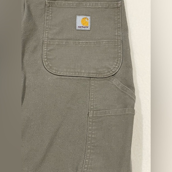 Carhartt men’s work pants with hammer hit, leg pockets color is dove gray 40x32 - Picture 3 of 5